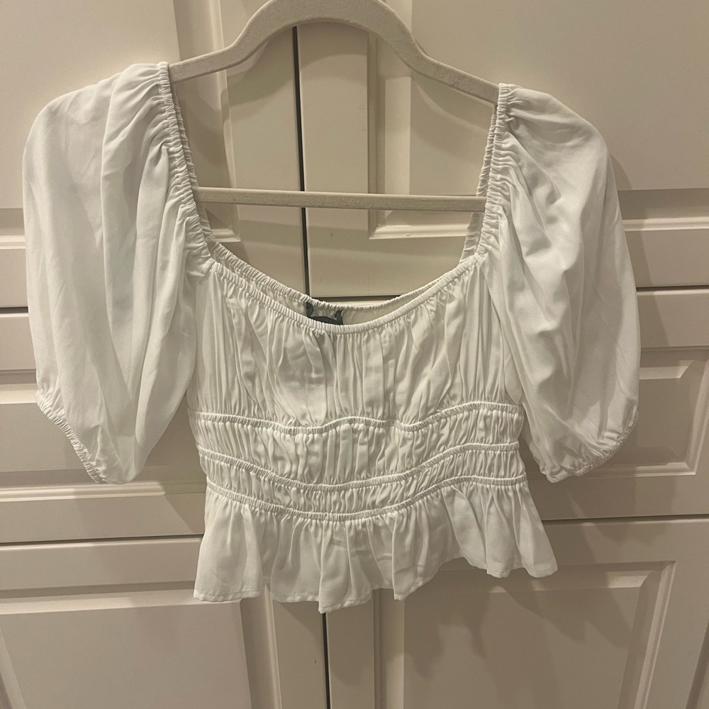 Forever 21 puff sleeve crop top